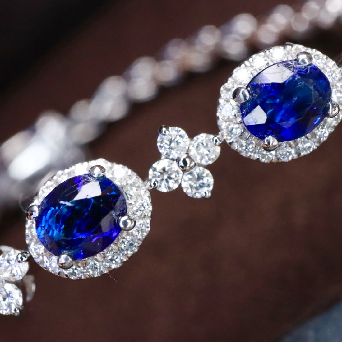 14k Gold 3.60 Ctw Natural Sapphire & Diamond Bracelet - 3