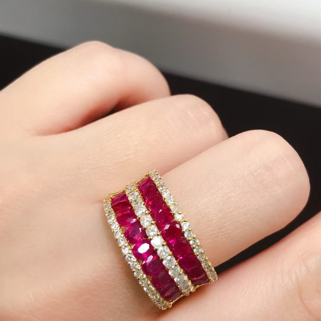 14k Gold 3.3 Ctw Natural Ruby & Diamond Ring - 2