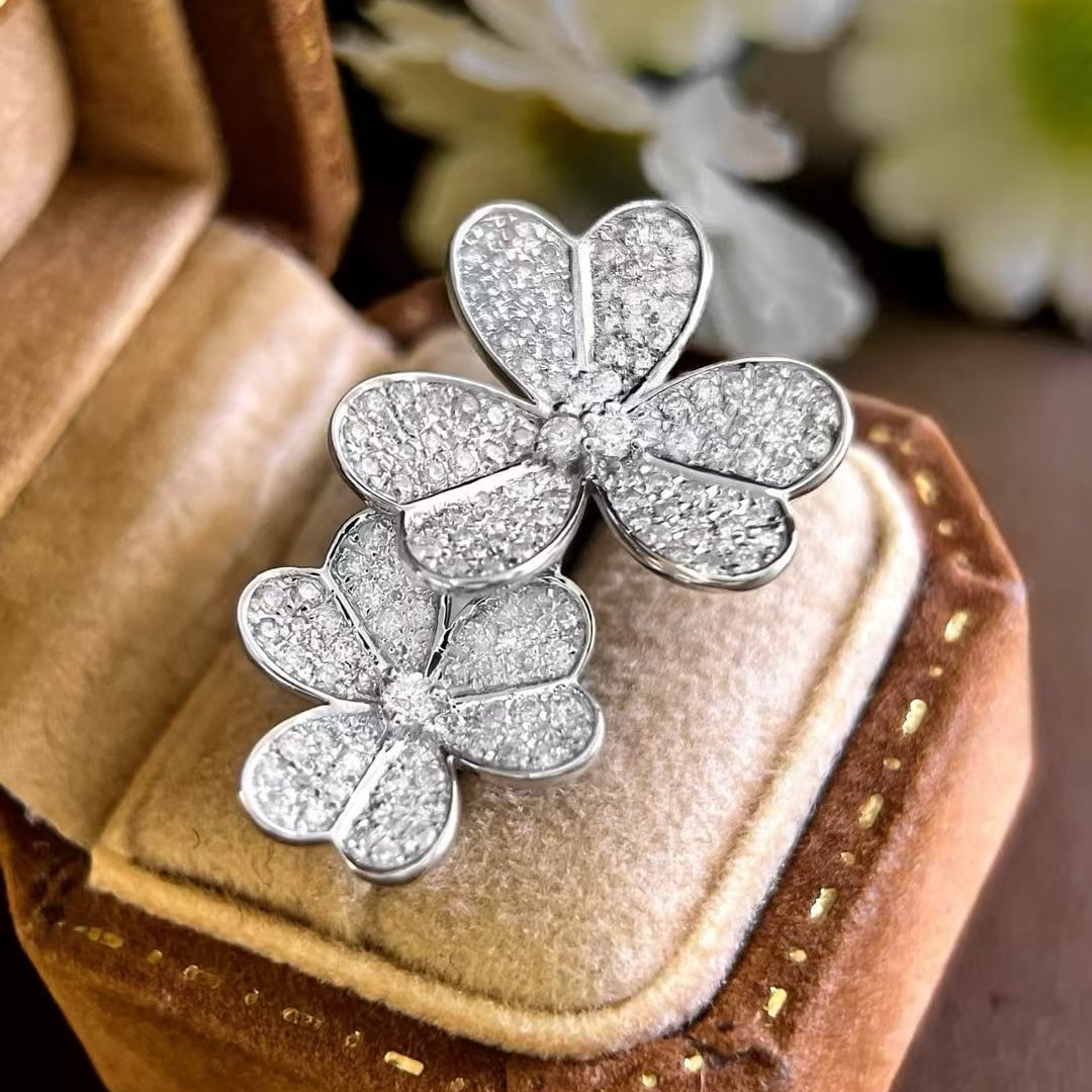 14k Gold 0.9 Ct Natural H Diamond Ring: Ref:231000281 // gold content:14k gold // ring size:7. 25us // // main gemstone:diamond // shape:round // carat weight:0. 9ct // clarity grade:vs-si // color:h // treatment:natural // cut grade:g