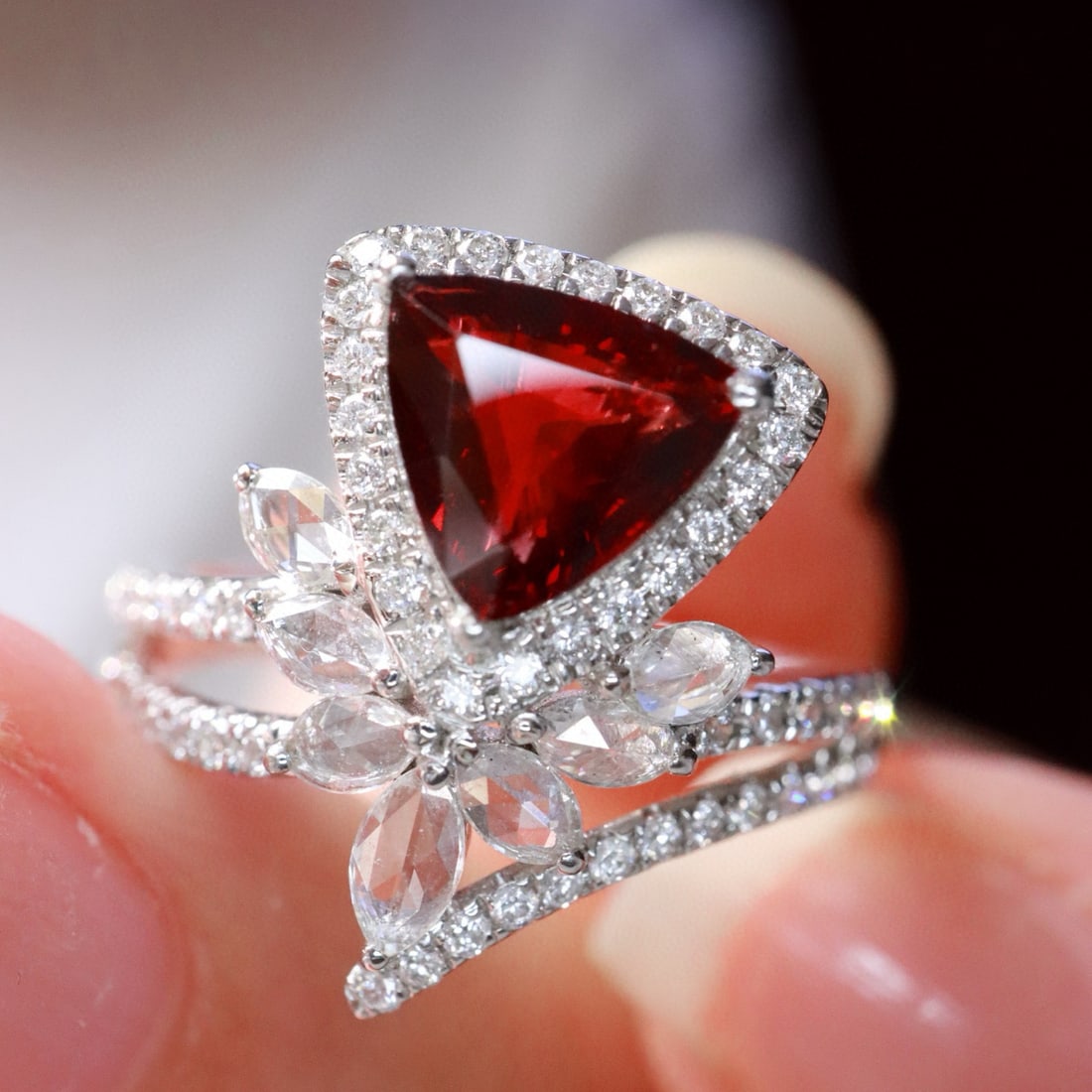 14k Gold 1.80 Ctw Natural Ruby & Diamond Ring: Ref:231000294 // gold content:14k gold // ring size:7. 25us // // main gemstone:ruby // shape:triangle // carat weight:1. 24ct // color:pigeonblood red // treatment:natural // // adjacent gemstone 2 :