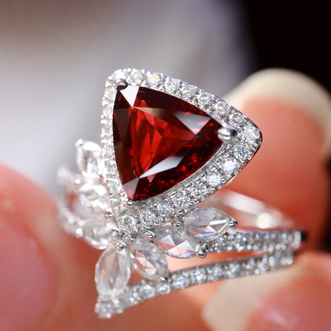 14k Gold 1.80 Ctw Natural Ruby & Diamond Ring - 3