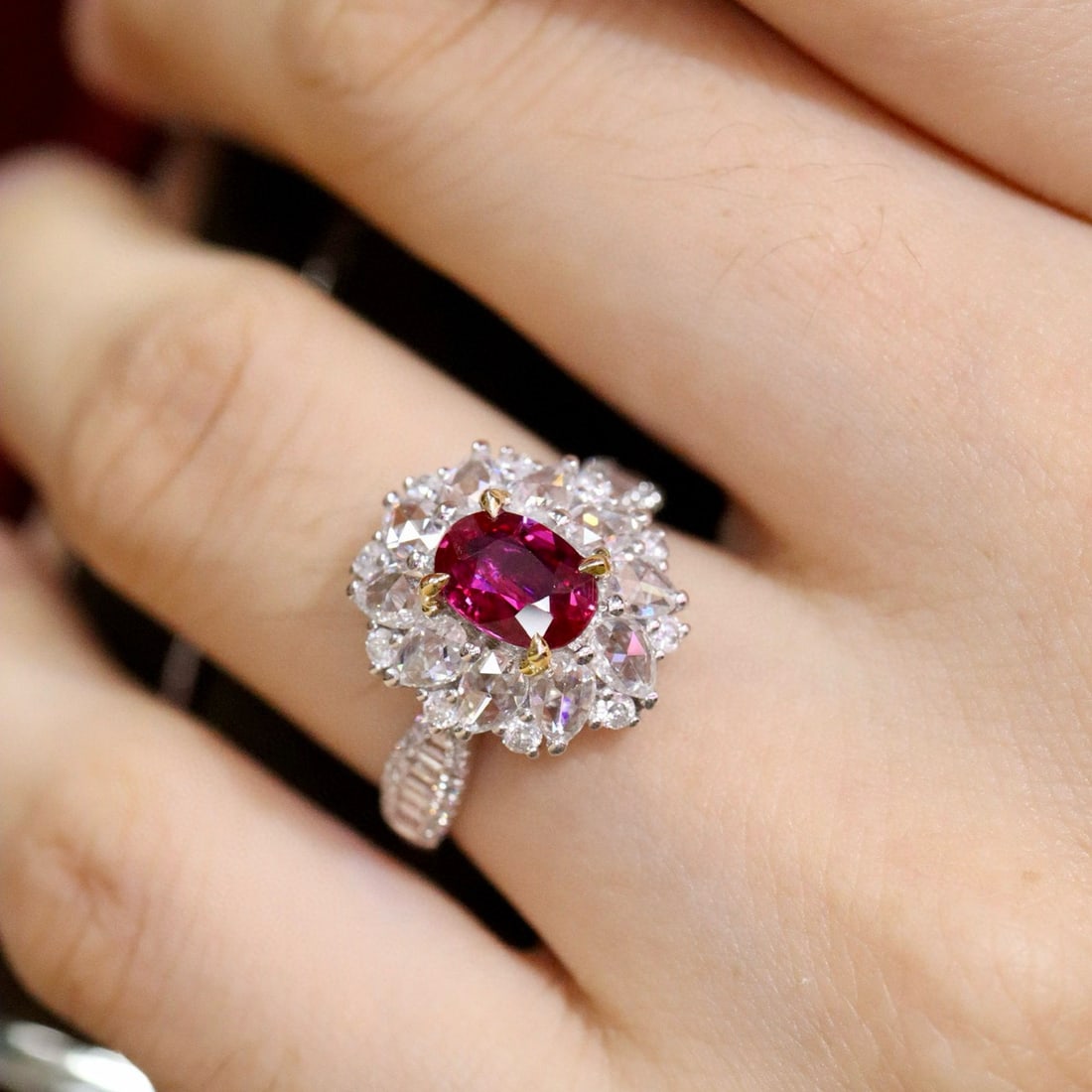 14k Gold 2.39 Ctw Natural Ruby & Diamond Ring - 6