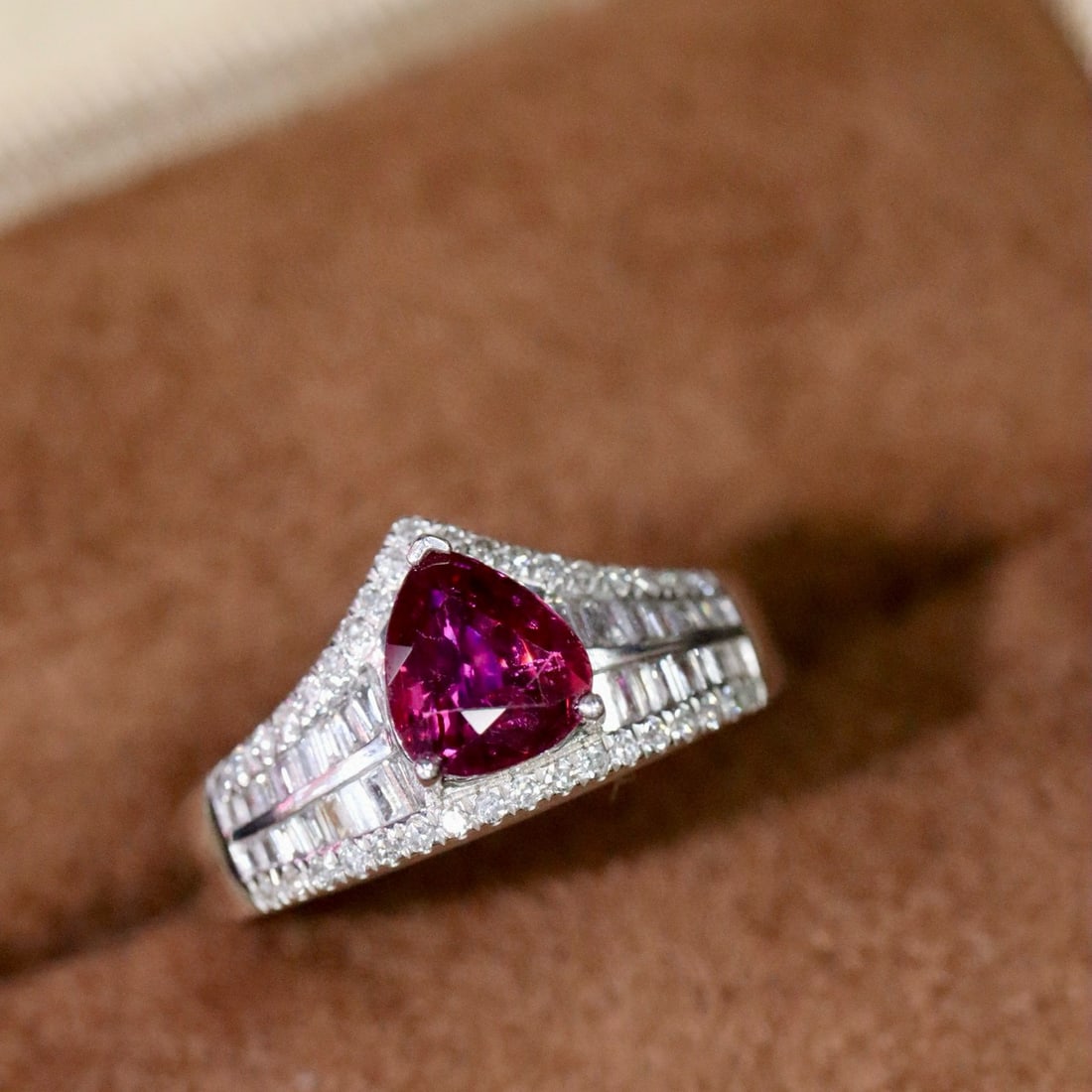 14k Gold 1.39 Ctw Natural Ruby & Diamond Ring - 5