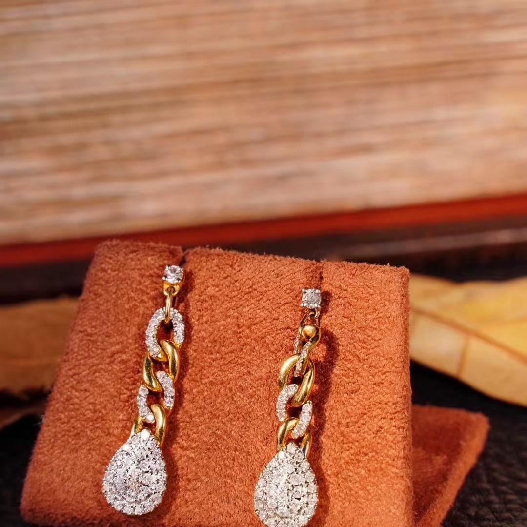 14k Gold 0.76 Ct Natural H Diamond Earrings: Ref:231000351 // gold content:14k gold // main gemstone:diamond // shape:round // carat weight:0. 76ct // clarity grade:vs-si // color:h // treatment:natural // cut grade:g // Condition: NewLow