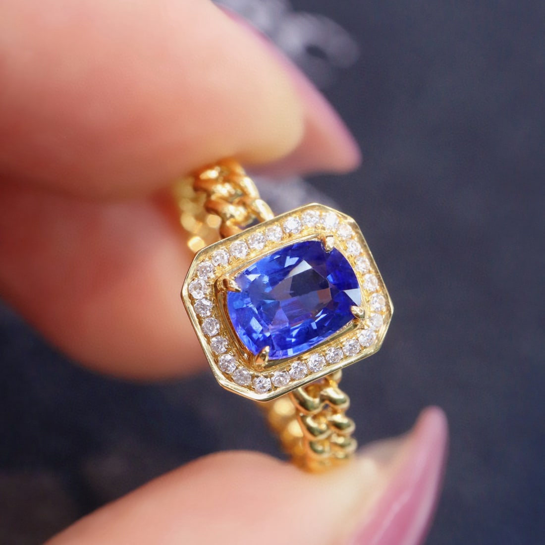 14k Gold 0.82 Ctw Natural Sapphire & Diamond Ring: Ref:231000361 // gold content:14k gold // ring size:7. 25us // // main gemstone:sapphire // shape:cushion // carat weight:0. 75ct // color:royal blue // treatment:natural // // adjacent gemstone 2