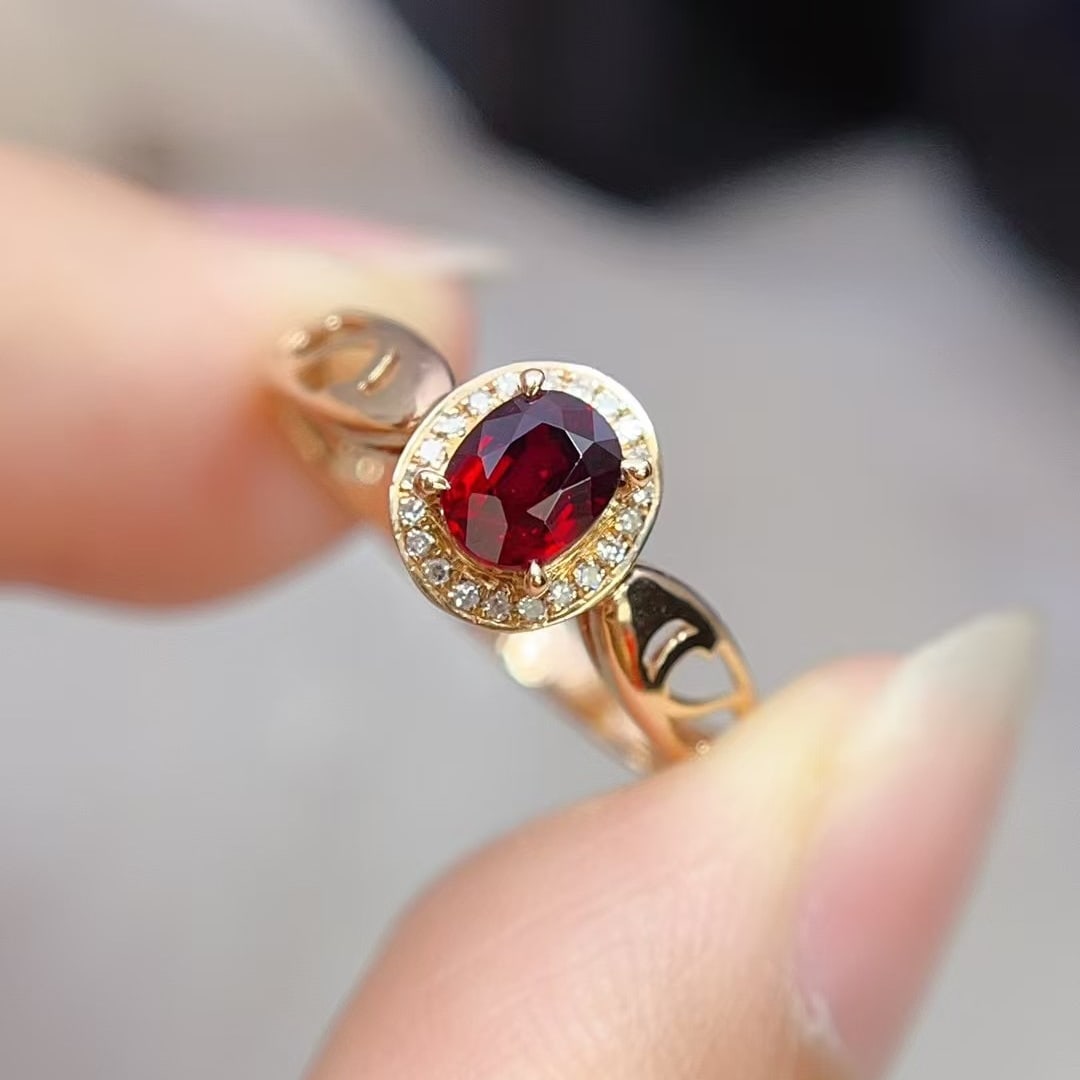 14k Gold 0.70 Ct Natural Ruby & Diamond Ring: Ref:231000391 // gold content:14k gold // ring size:7. 25us // // main gemstone:ruby // shape:oval // carat weight:0. 70ct // color:red // treatment:natural // // adjacent gemstone 2 : diamond //