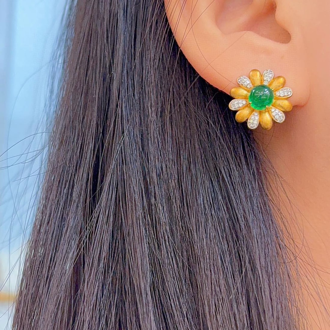 14k Gold 2.92 Ctw Vivid Green Natural Emerald & Diamond Earrings - 6