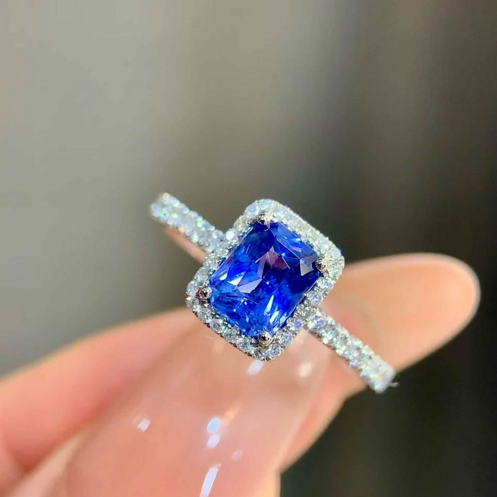 14k Gold 1.35 Ctw Natural Sapphire & Diamond Ring (1 of 2)