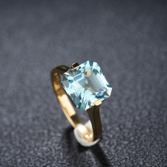 14k Gold 3.95 Ct Natural Aquamarine & Solitaire Ring (1 of 2)