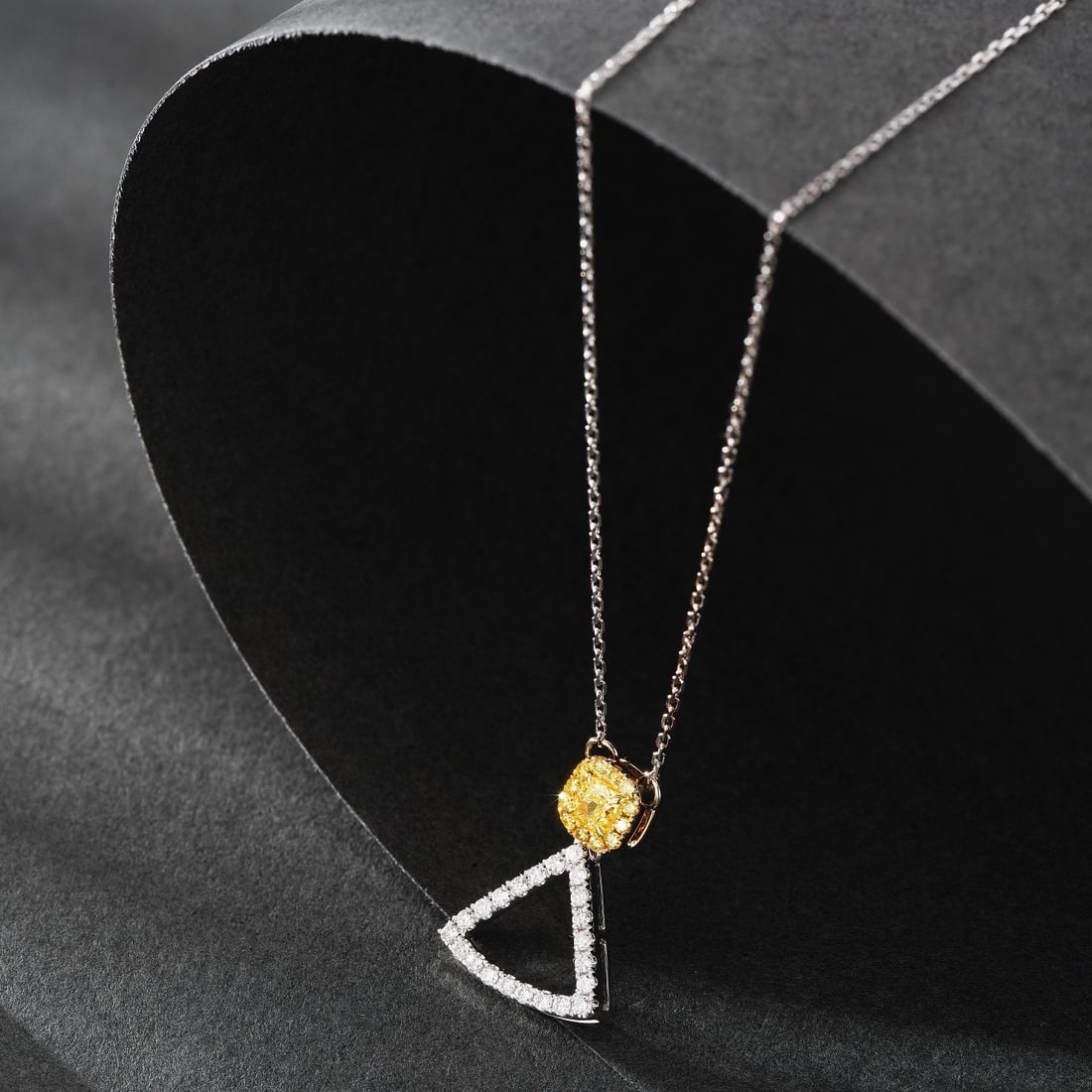 14k Gold 0.33 Ctw Natural Yellow Diamond & Diamond Necklace (1 of 2)