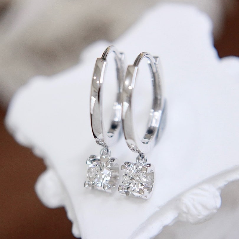 14k Gold 0.38 Ct Natural H Diamond Earrings: Ref:231102061 // gold content:14k gold // main gemstone:diamond // shape:round // carat weight:0. 38ct // clarity grade:vs-si // color:h // treatment:natural // cut grade:g // Condition: NewLow