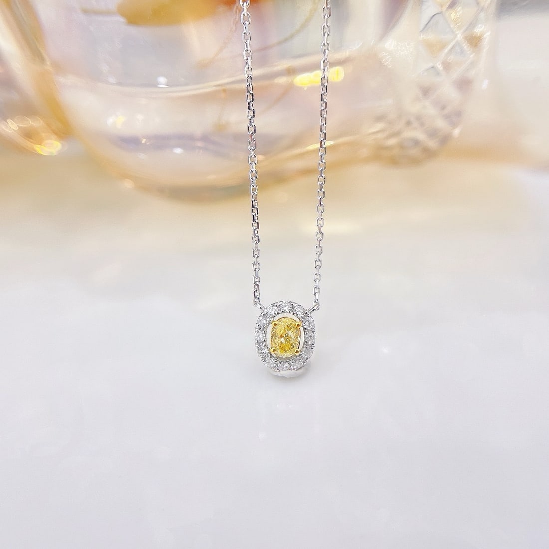 14k Gold 0.24 Ctw Natural Yellow Diamond & Diamond Necklace: Ref:231102142 // gold content:14k gold // main gemstone:yellow diamond // shape:oval // carat weight:0. 15ct // color:yellow // treatment:natural // // adjacent gemstone 2 : diamond // shape:round