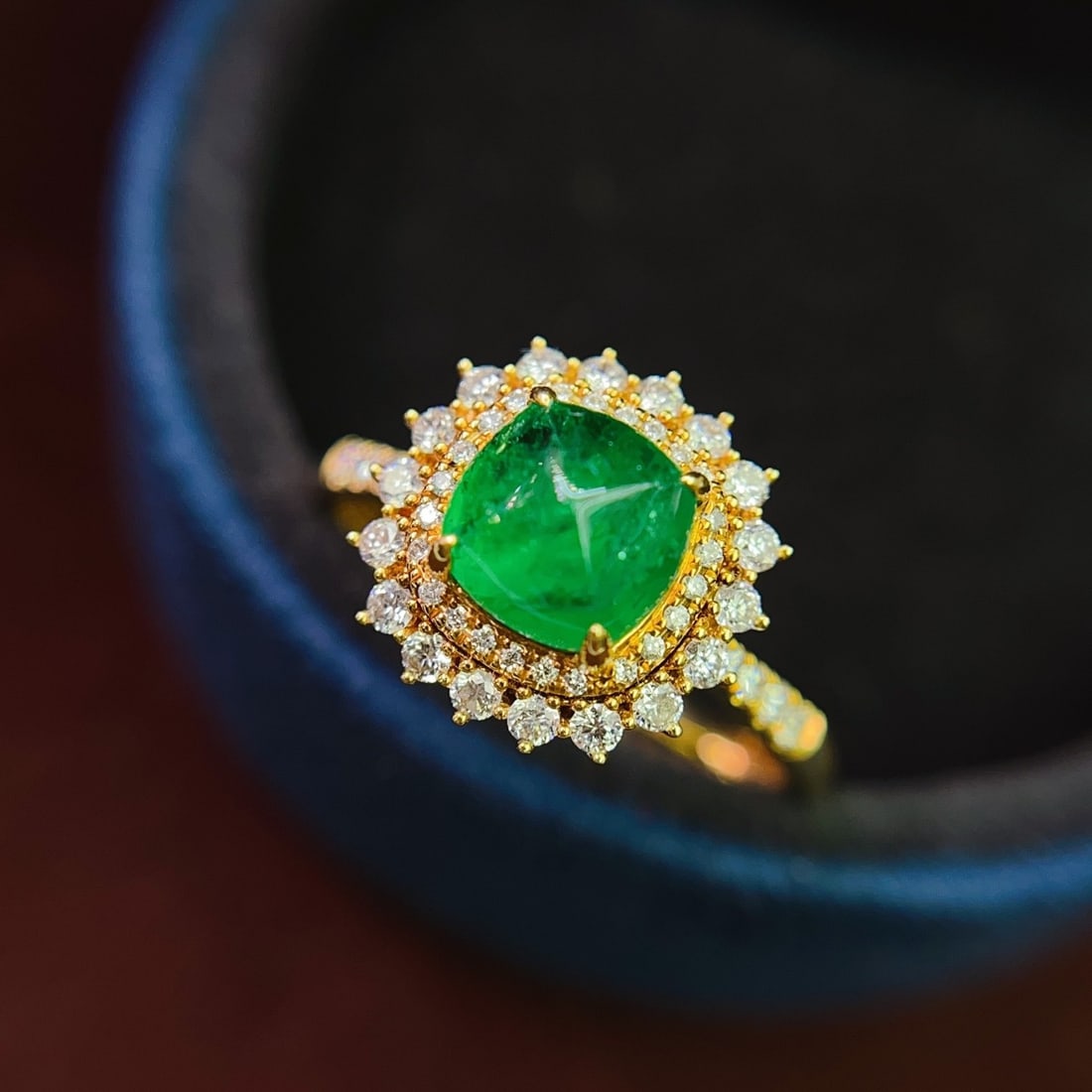 14k Gold 1.35 Ct Vivid Green Natural Emerald & Diamond Ring (1 of 2)