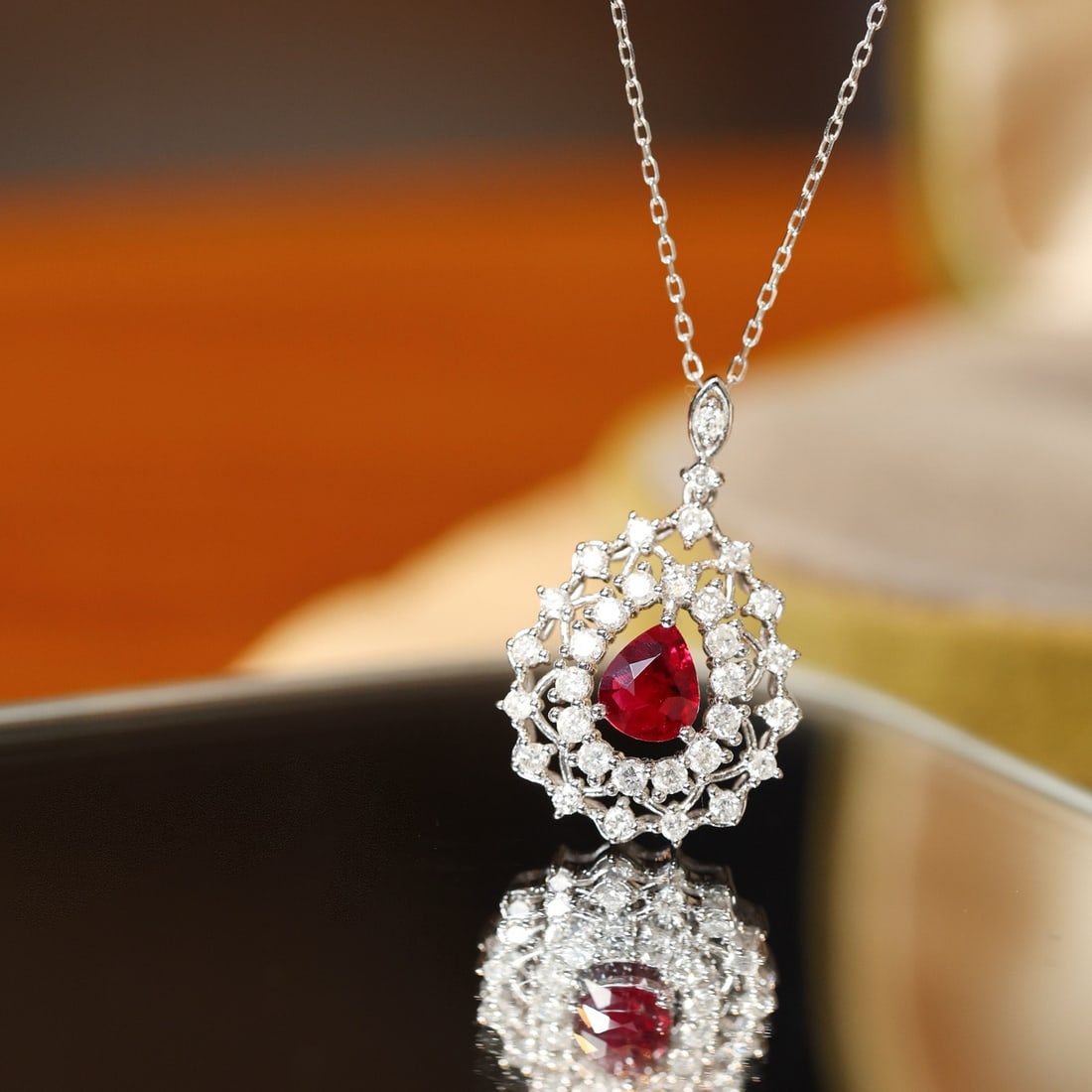 14k Gold 1.22 Ctw Natural Ruby & Diamond Pendant( Without Chain ): Ref:231102404 // gold content:14k gold // main gemstone:ruby // shape:pear // carat weight:0. 6ct // color:pigeonblood red // treatment:natural // // adjacent gemstone 2 : diamond // shape:round //