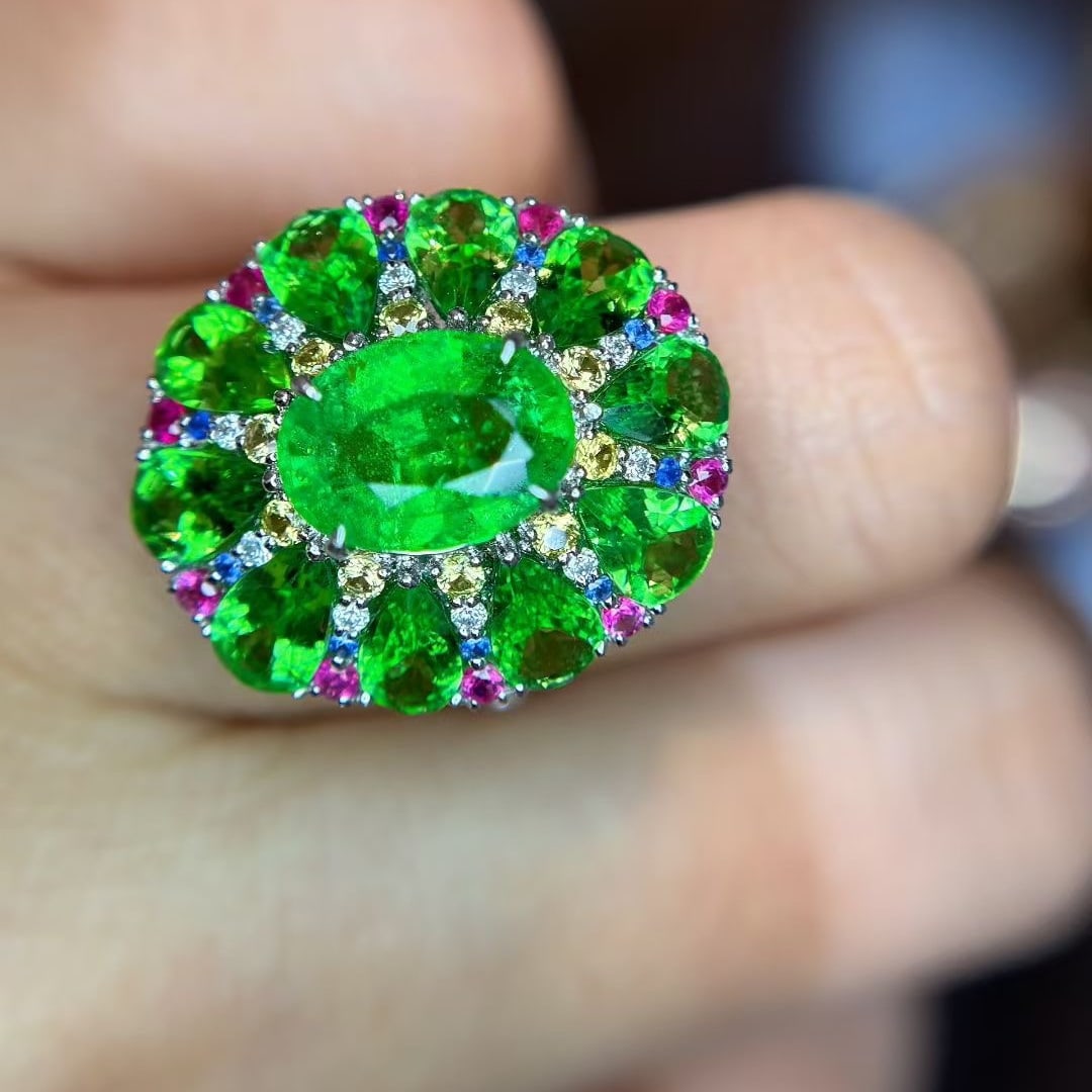 14k Gold 3 Ct Natural Tsavorite & Diamond & Sapphire Ring - 2