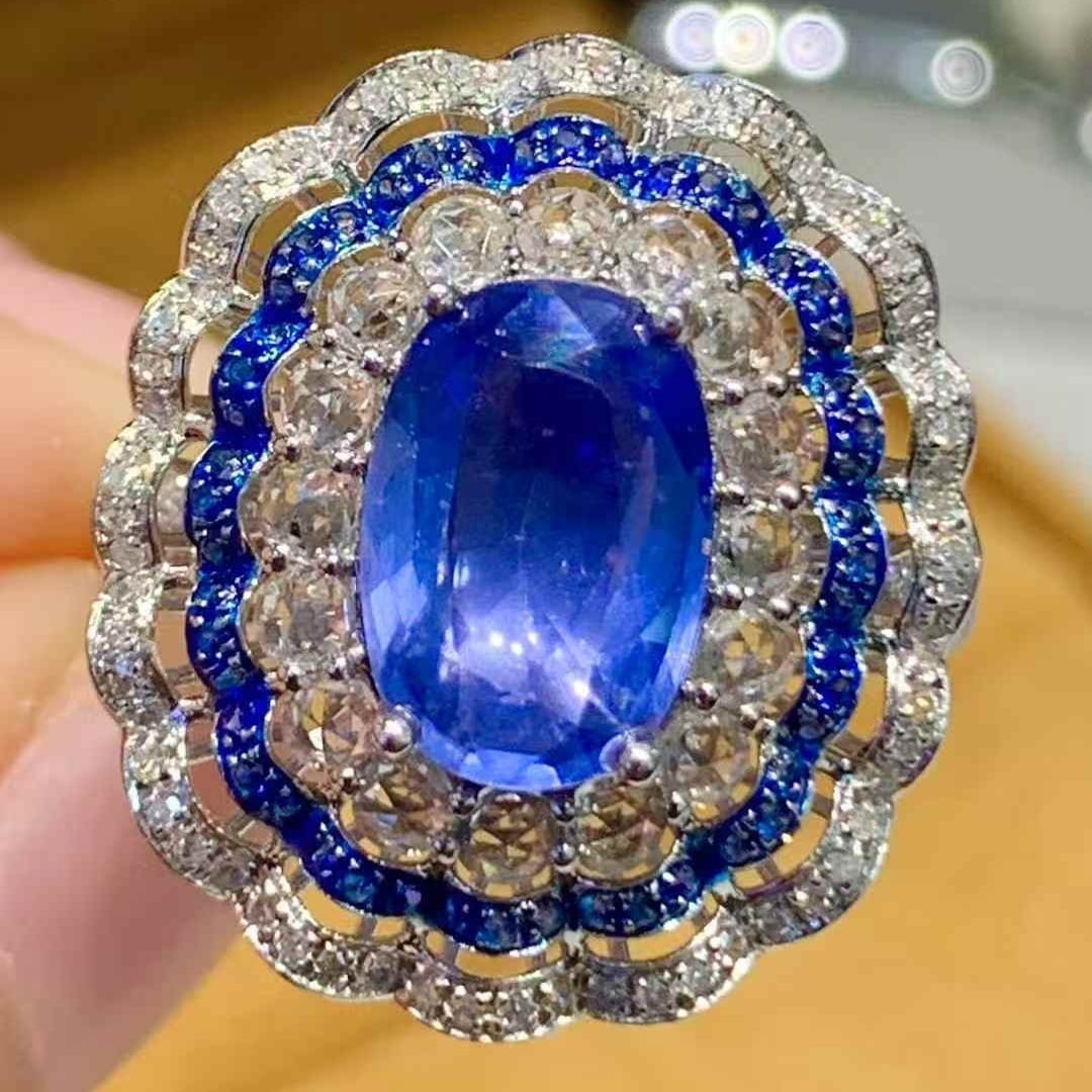 14k Gold 2.5 Ct Natural Sapphire & Diamond Ring - 2