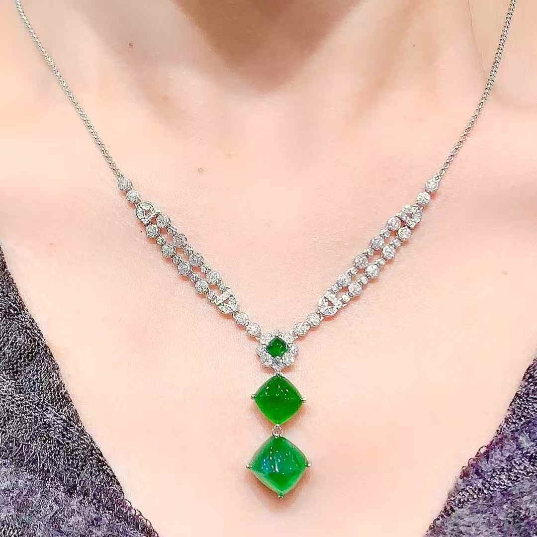 14k Gold 8.88 Ct Vivid Green Natural Emerald & Diamond Necklace - 6