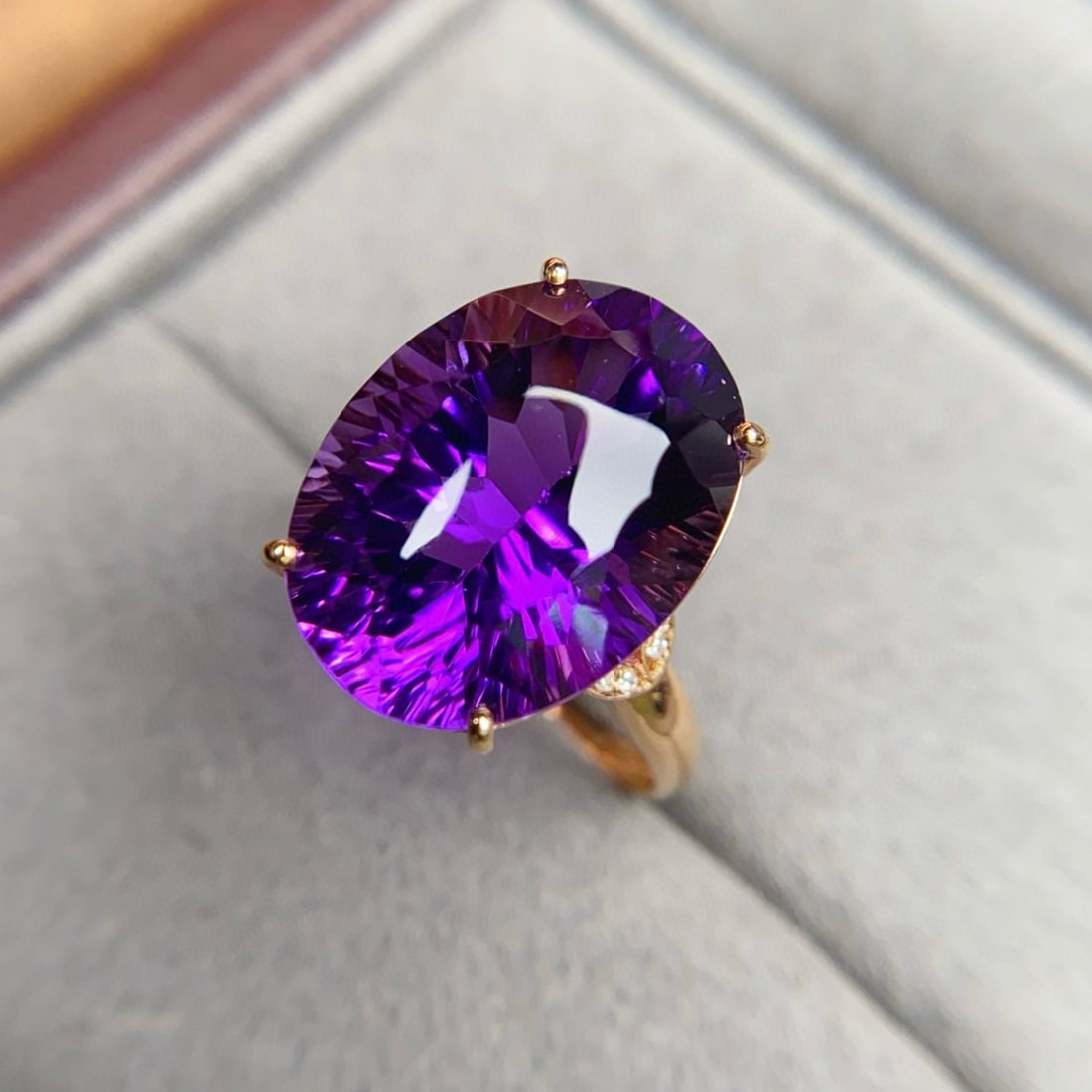 14k Gold 9.42 Ctw Natural Amethyst & Diamond Ring - 2