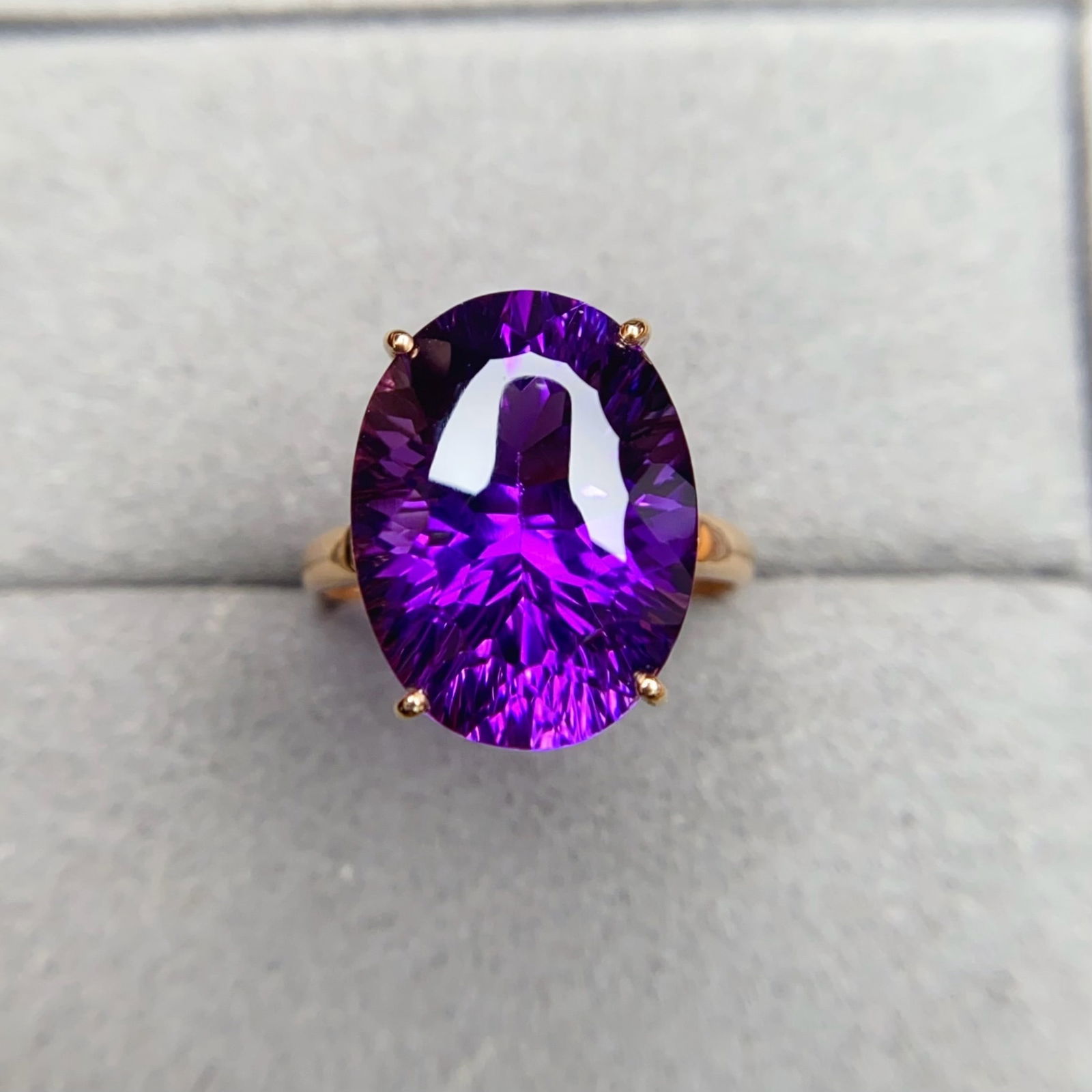 14k Gold 9.42 Ctw Natural Amethyst & Diamond Ring - 3