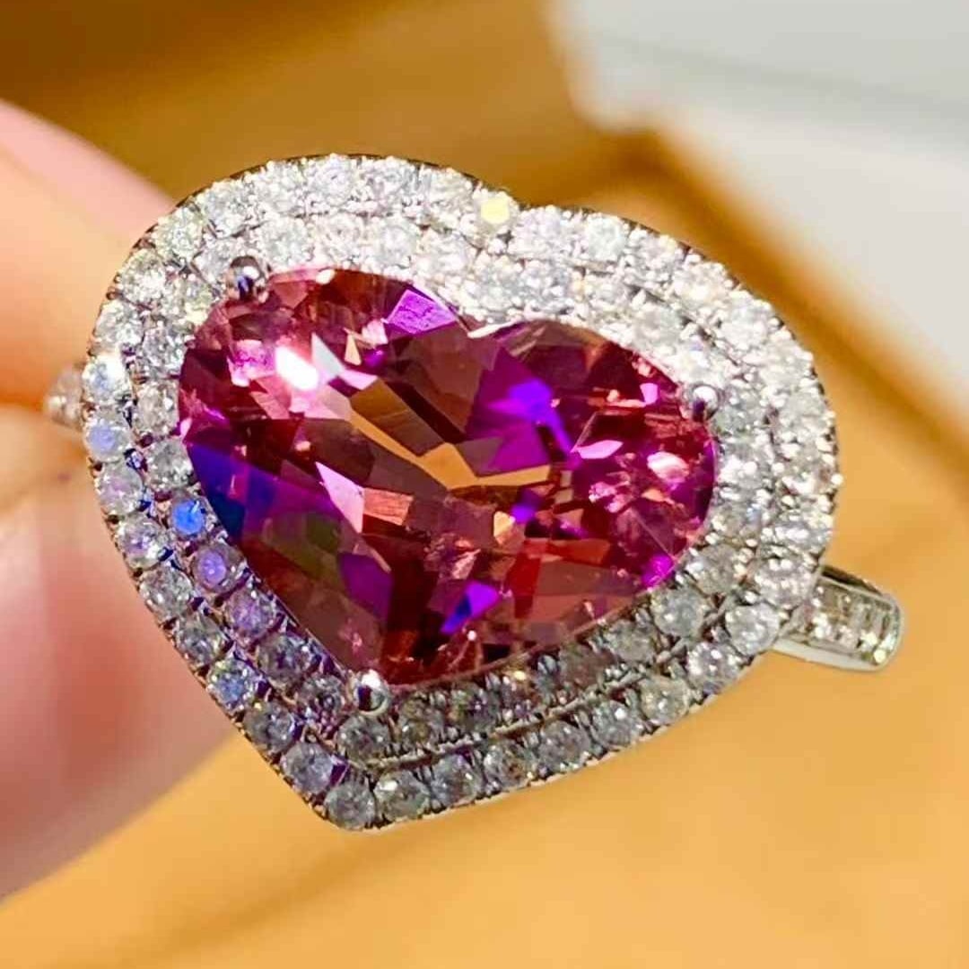14k Gold 2.4 Ct Natural Tourmaline & Diamond Ring: Ref:231103131 // gold content:14k gold // ring size:7. 25us // // main gemstone:tourmaline // shape:heart // carat weight:2. 4ct // color:pink // treatment:natural // // adjacent gemstone 2 :