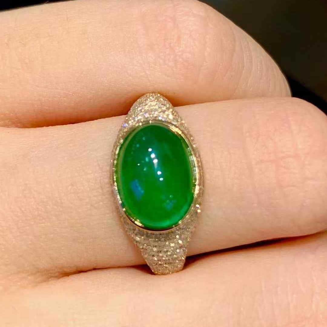 14k Gold 2.5 Ct Vivid Green Natural Emerald & Diamond Ring - 4