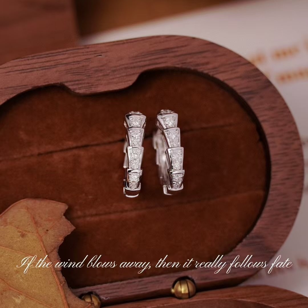 14k Gold 0.28 Ct Natural H Diamond Earrings: Ref:231103159 // gold content:14k gold // main gemstone:diamond // shape:round // carat weight:0. 28ct // clarity grade:vs-si // color:h // treatment:natural // cut grade:g // Condition: NewLow