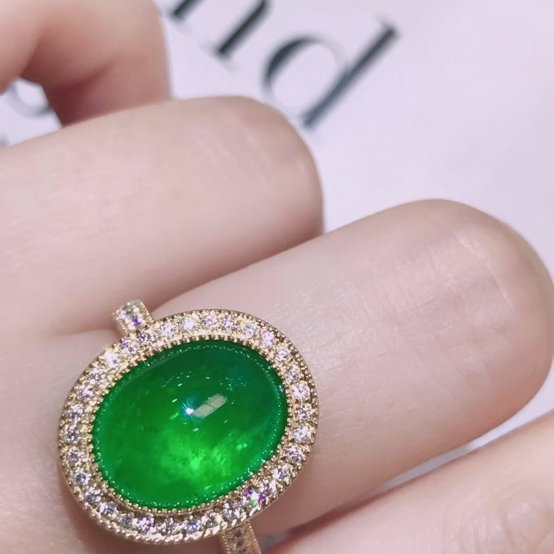 14k Gold 5.35 Ctw Vivid Green Natural Emerald & Diamond Ring - 5