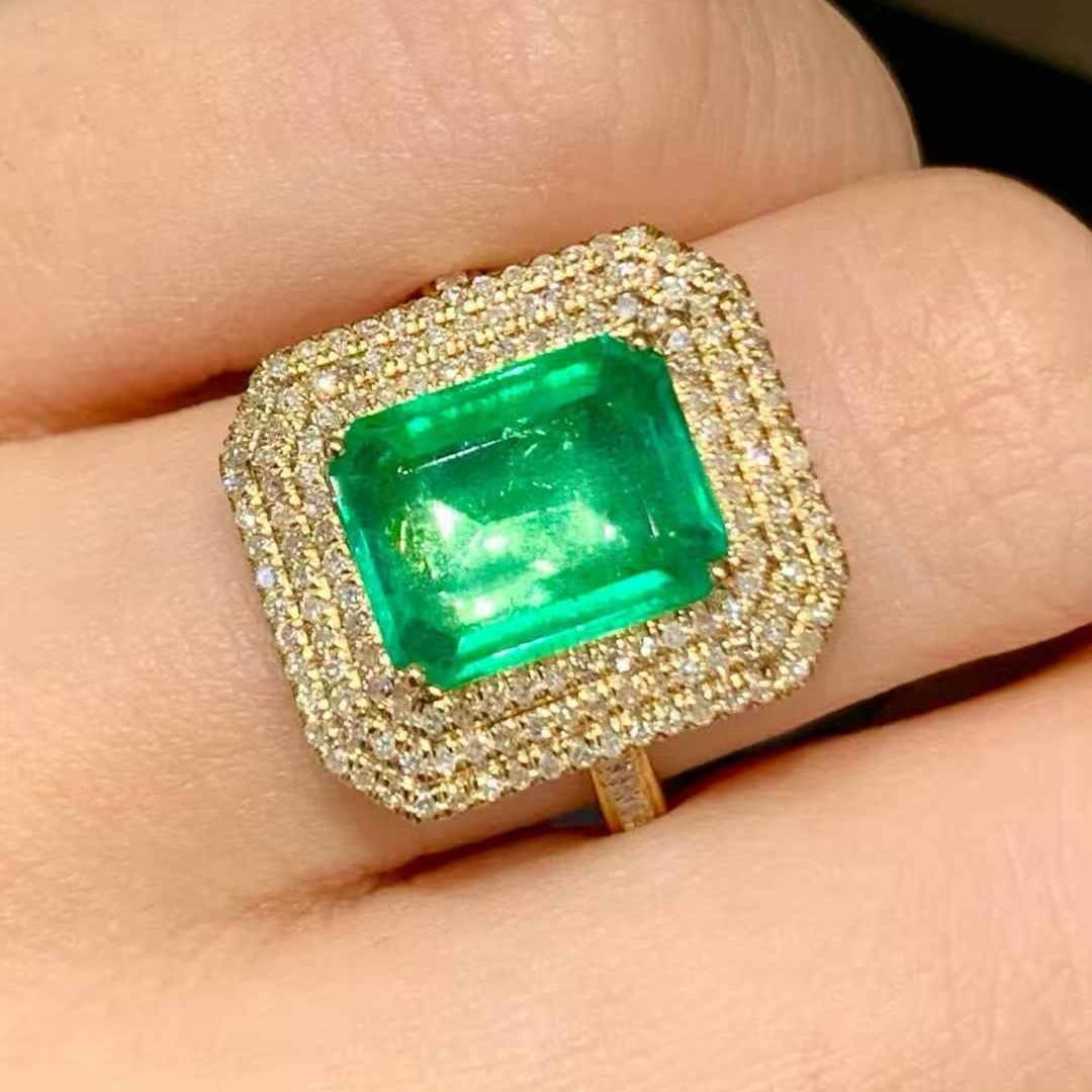 14k Gold 2.6 Ct Vivid Green Natural Emerald & Diamond Ring - 5