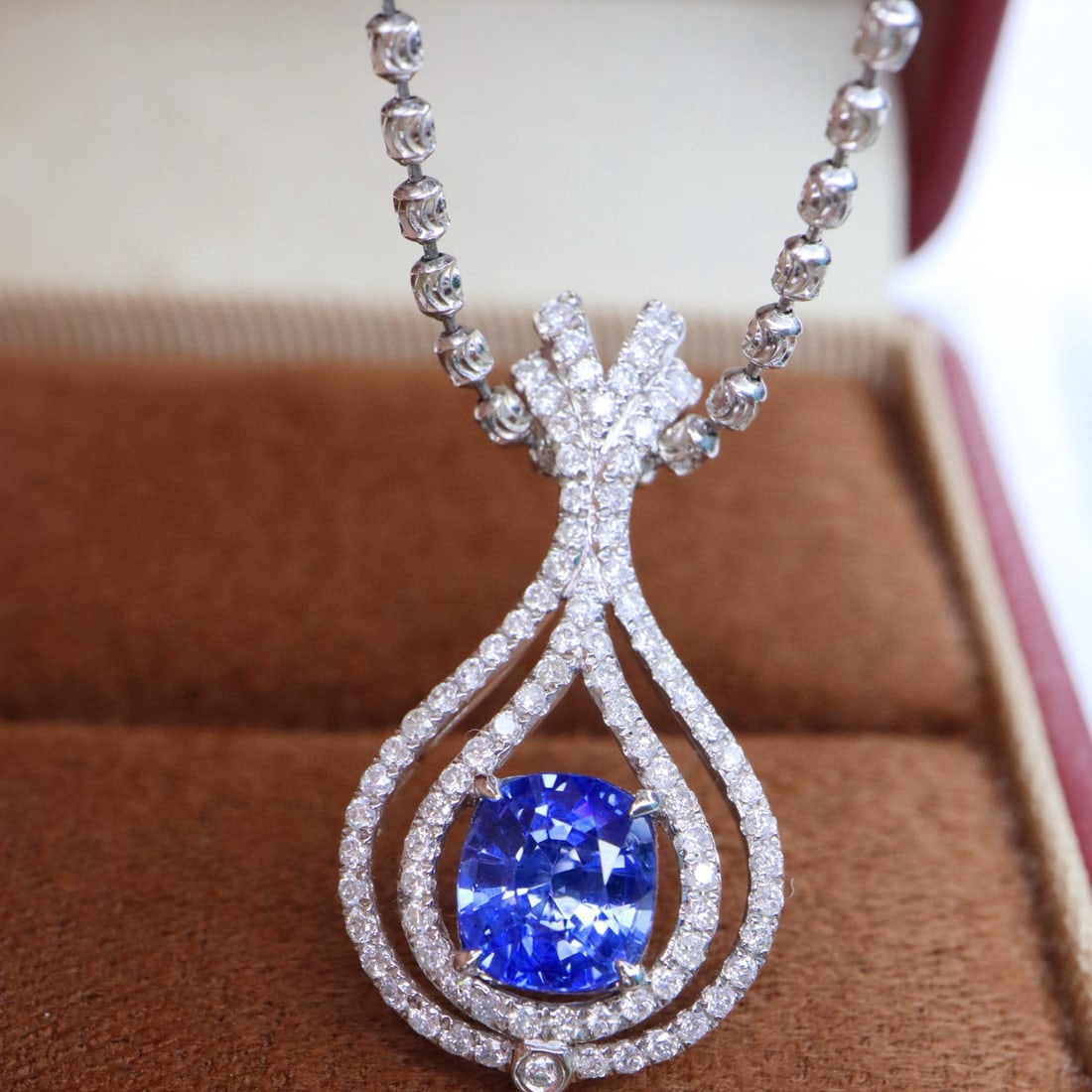14k Gold 1.53 Ctw Natural Sapphire & Diamond Pendant( Without Chain ): Ref:231103230 // gold content:14k gold // main gemstone:sapphire // shape:cushion // carat weight:1. 10ct // color:cornflower blue // treatment:natural // // adjacent gemstone 2 : diamond // shape:rou