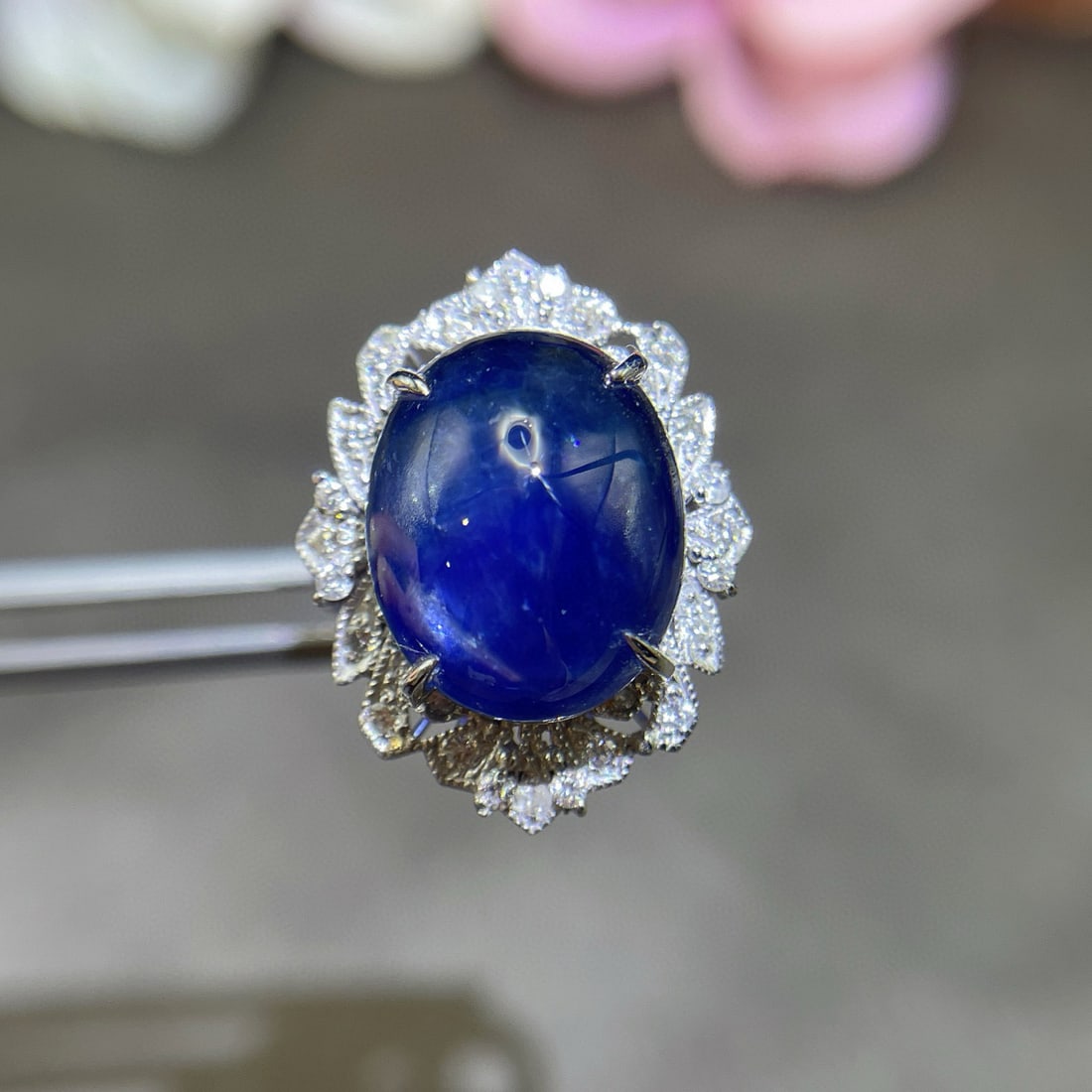 14k Gold 10.12 Ct Natural Sapphire & Diamond Ring: Ref:231103238 // gold content:14k gold // ring size:7. 25us // // main gemstone:sapphire // shape:oval // carat weight:10. 12ct // color:blue // treatment:natural // // adjacent gemstone 2 :