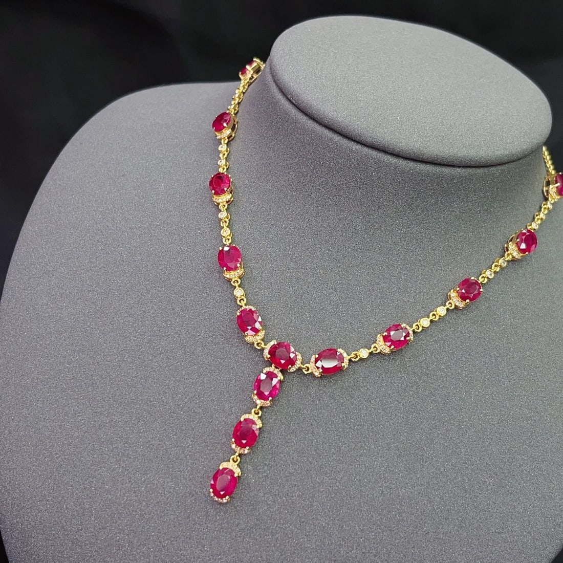 14k Gold 9.85 Ct Natural Ruby & Diamond Necklace - 2