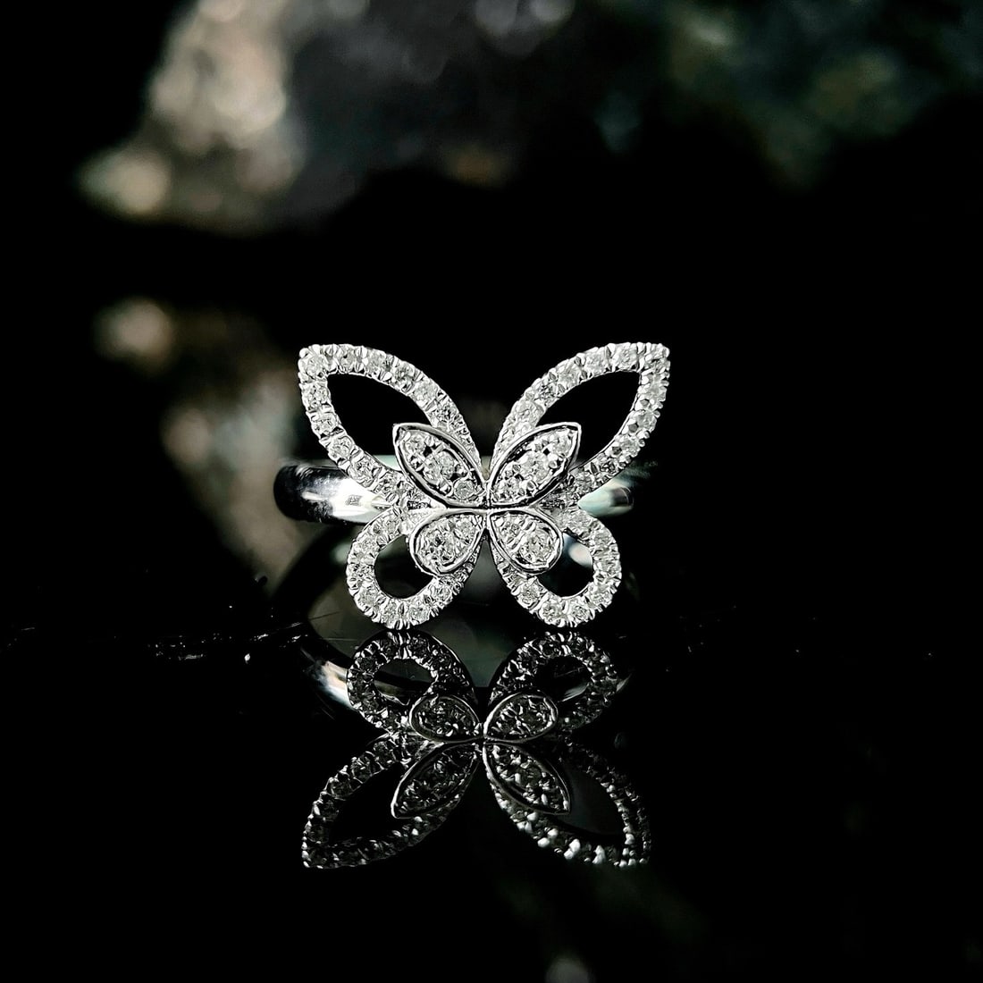 14k Gold 0.32 Ct Natural H Diamond & Butterfly Ring: Ref:231104081 // gold content:14k gold // ring size:7. 25us // // main gemstone:diamond // shape:round // carat weight:0. 32ct // clarity grade:vs-si // color:h // treatment:natural // cut grade:g