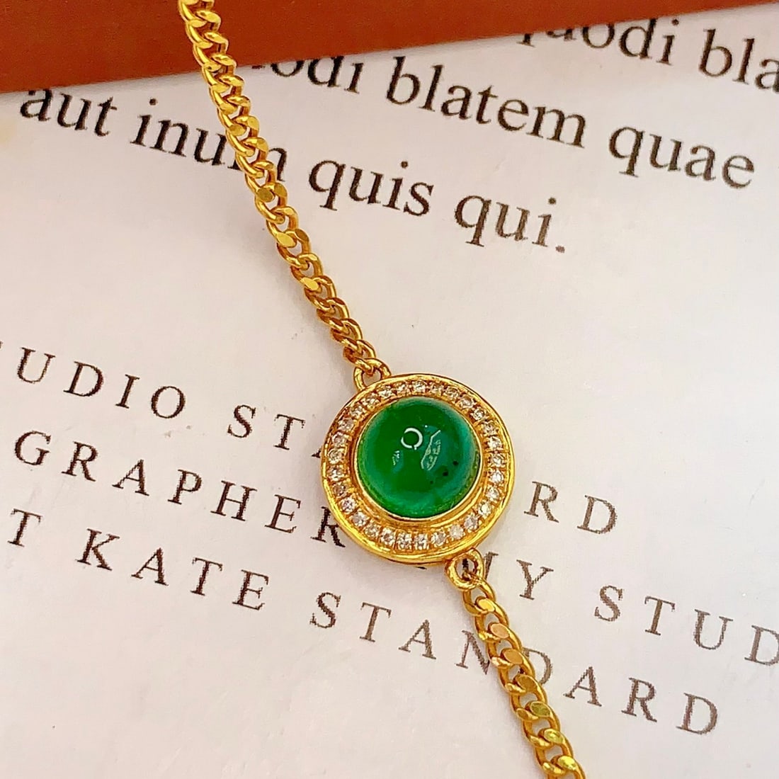 14k Gold 1.4 Ct Vivid Green Natural Emerald & Diamond Bracelet - 2