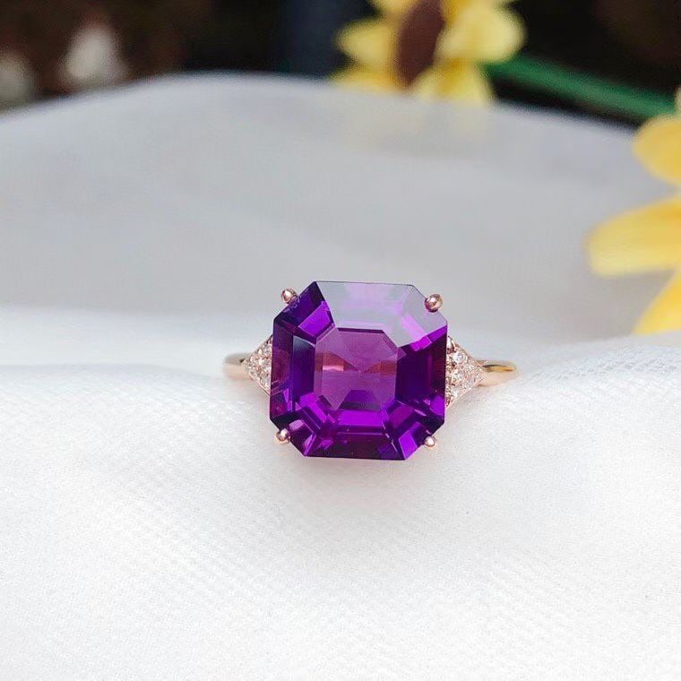 14k Gold 4.15 Ct Natural Amethyst & Diamond Ring - 3