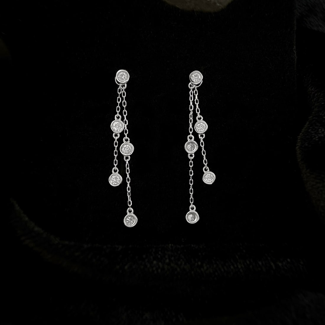 14k Gold 0.6 Ct Natural H Diamond Earrings (1 of 7)