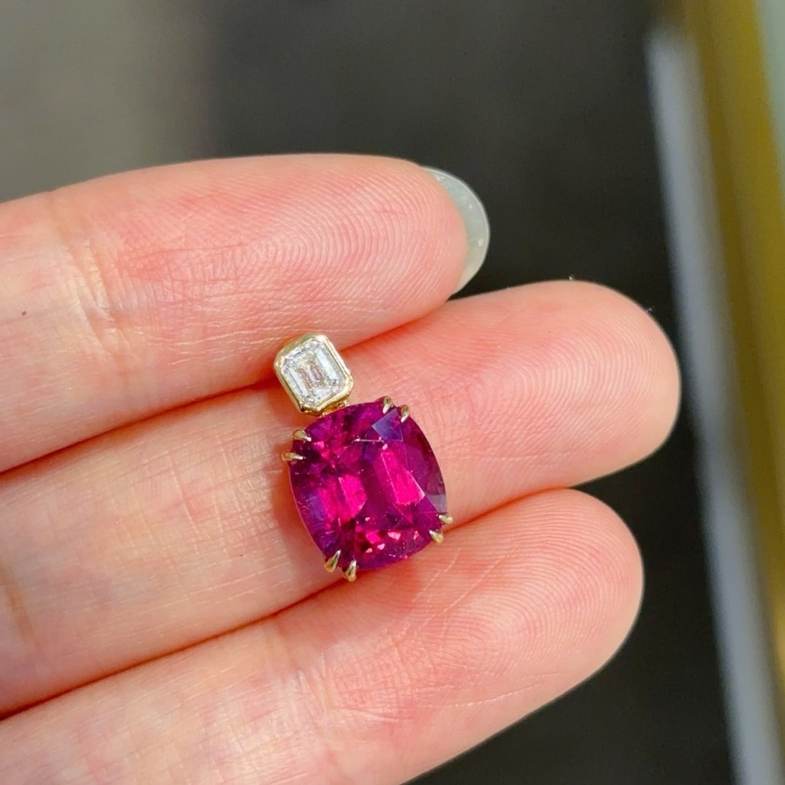 14k Gold 4.82 Ctw Natural Tourmaline & Diamond Pendant( Without Chain ) - 2