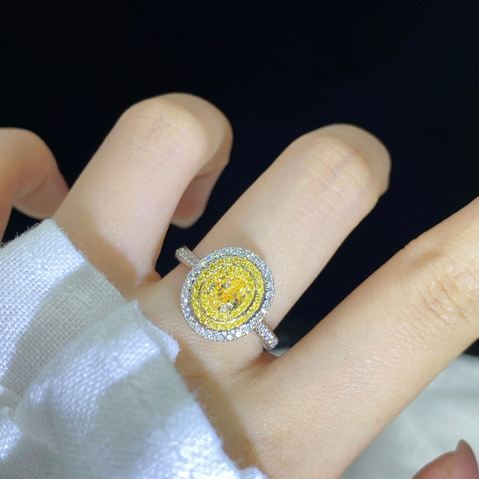 14k Gold 1.01 Ctw Natural Yellow Diamond & Diamond Ring - 5