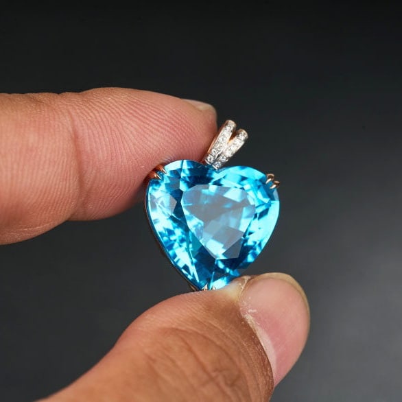 14k Gold 21.32 Ct Natural Topaz & Diamond Pendant( Without Chain ) - 8