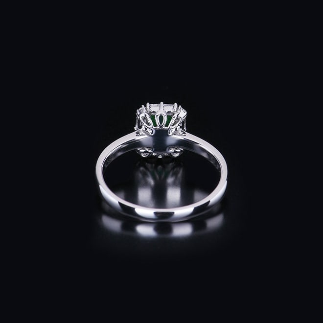 14k Gold 0.97 Ctw Vivid Green Natural Emerald & Diamond Ring - 2