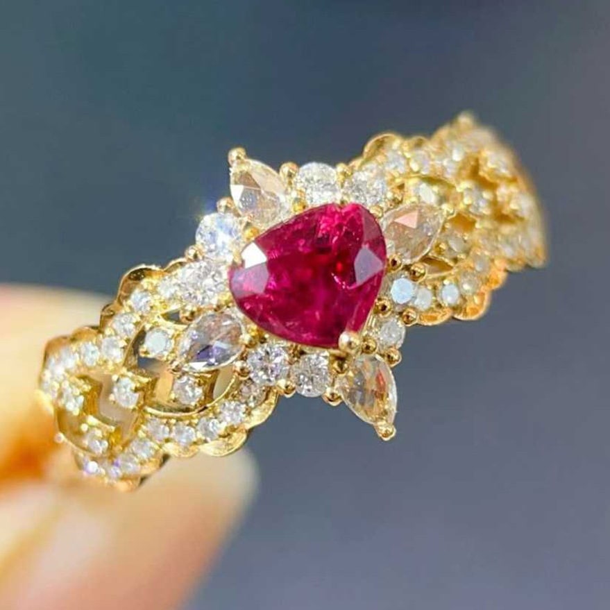 14k Gold 0.87 Ctw Natural Ruby & Diamond Ring - 2