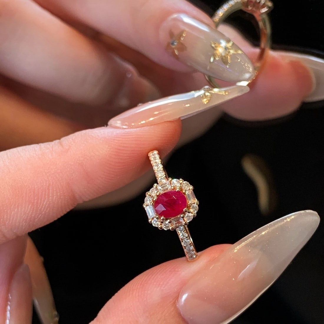 14k Gold 0.95 Ctw Natural Ruby & Diamond Ring - 5