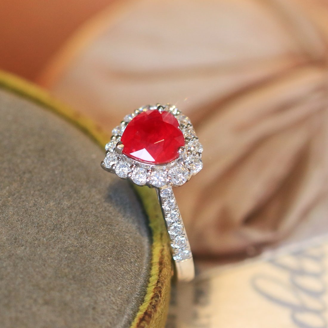 14k Gold 2.92 Ctw Natural Ruby & Diamond Ring - 2