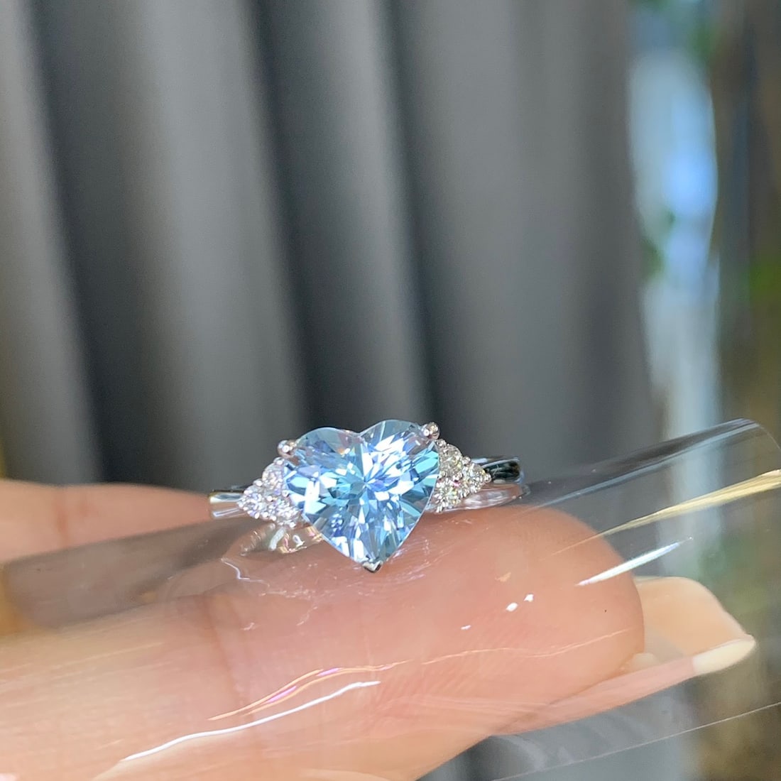 14k Gold 1.70 Ctw Natural Aquamarine & Diamond Ring - 2