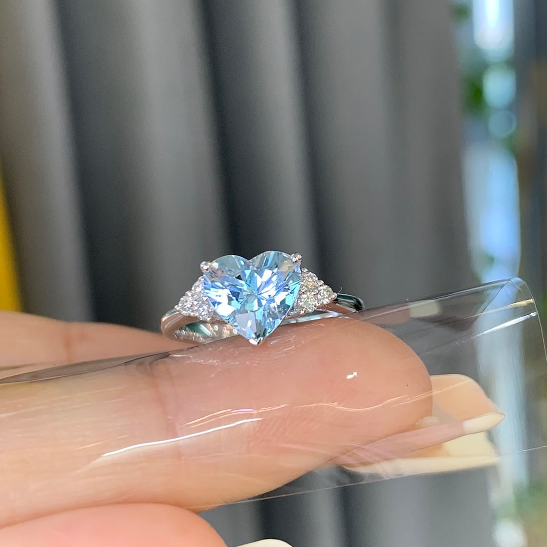 14k Gold 1.70 Ctw Natural Aquamarine & Diamond Ring - 3