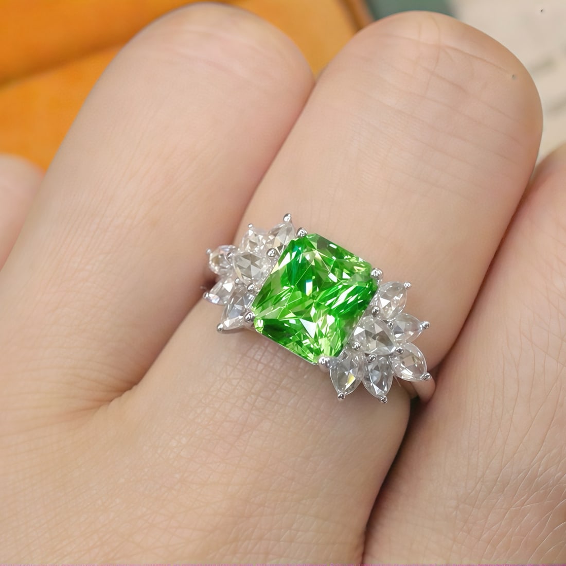 14k Gold 2.62 Ctw Natural Tsavorite & Diamond Ring - 5
