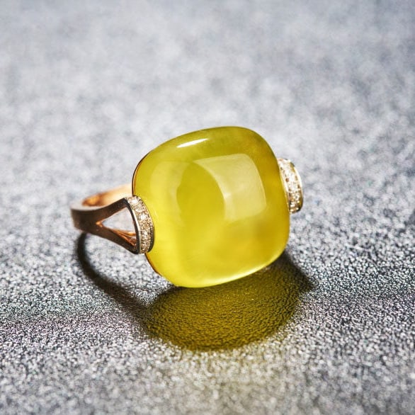 14k Gold 17.1 Ct Natural Prehnite & Diamond Ring: Ref:231105057 // gold content:14k gold // ring size:7. 25us // // main gemstone:prehnite // shape:cushion // carat weight:17. 1ct // color:yellow // treatment:natural // // adjacent gemstone 2 :