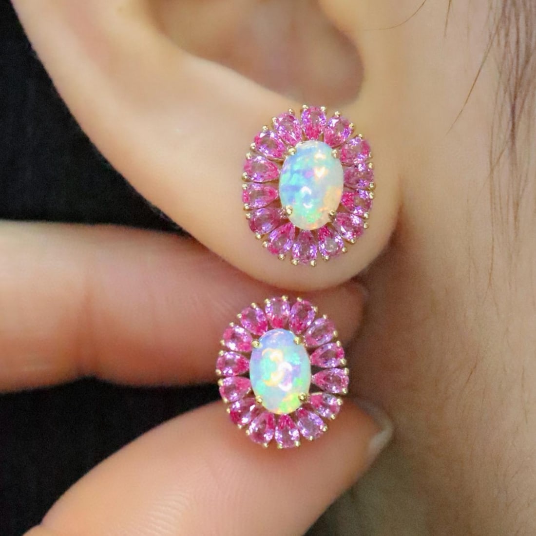 14k Gold 2.89 Ctw Natural Opal & Sapphire Earrings: Ref:231105074 // gold content:14k gold // main gemstone:opal // shape:oval // carat weight:0. 85ct // color:color // treatment:natural // // adjacent gemstone 2 : sapphire // number of stones:30 //