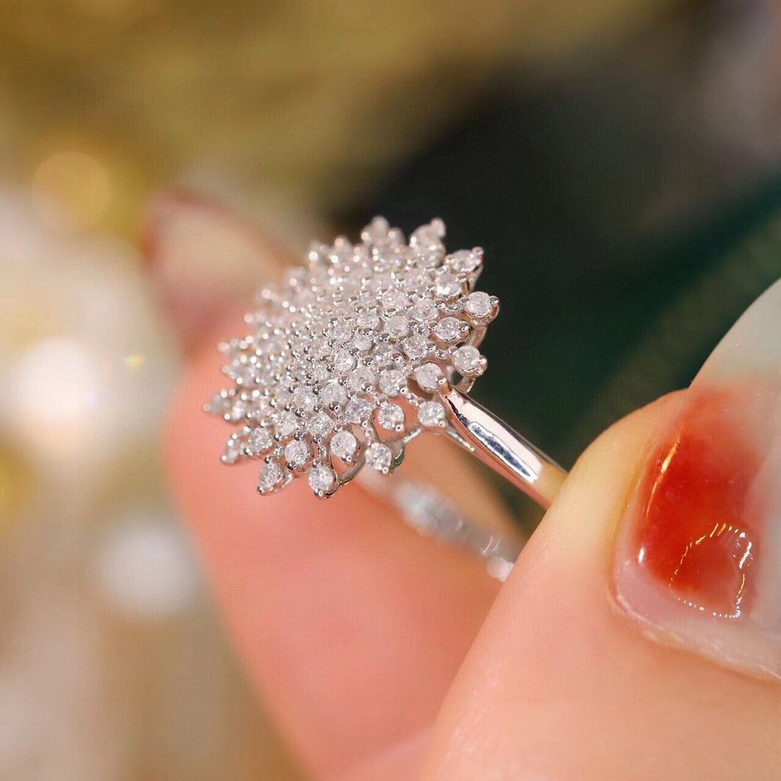 14k Gold 0.6 Ct Natural H Diamond Ring - 6