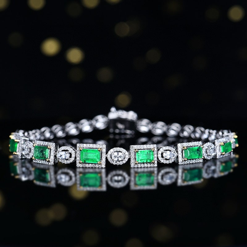 14k Gold 2.24 Ctw Natural Emerald & Diamond Bracelet: Ref:231105113 // gold content:14k gold // main gemstone:emerald // shape:octagonal // carat weight:1. 53ct // color:green // treatment:natural // // adjacent gemstone 2 : diamond // number of
