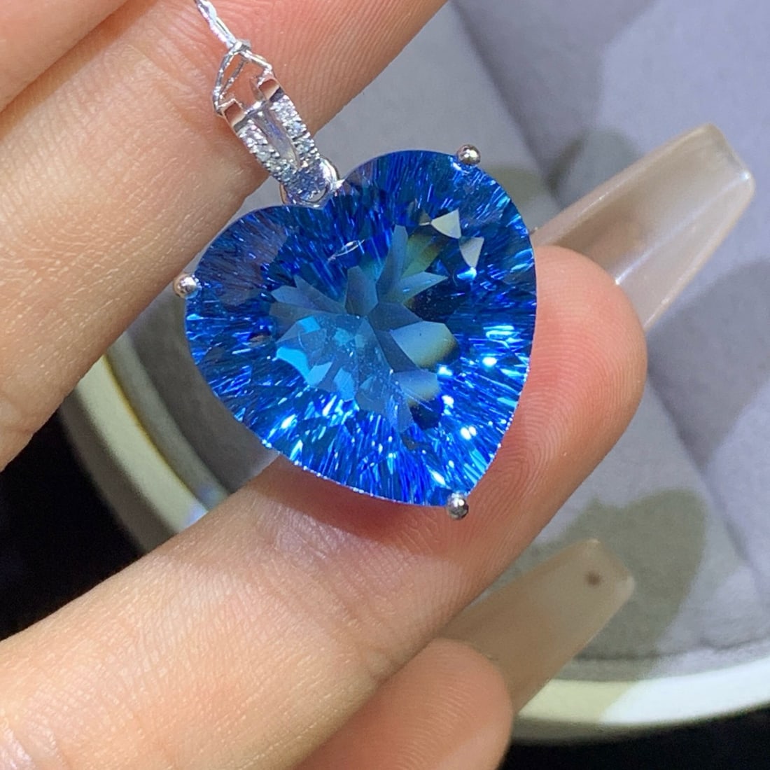 14k Gold 20.26 Ct Natural Topaz & Diamond Pendant( Without Chain ) - 2